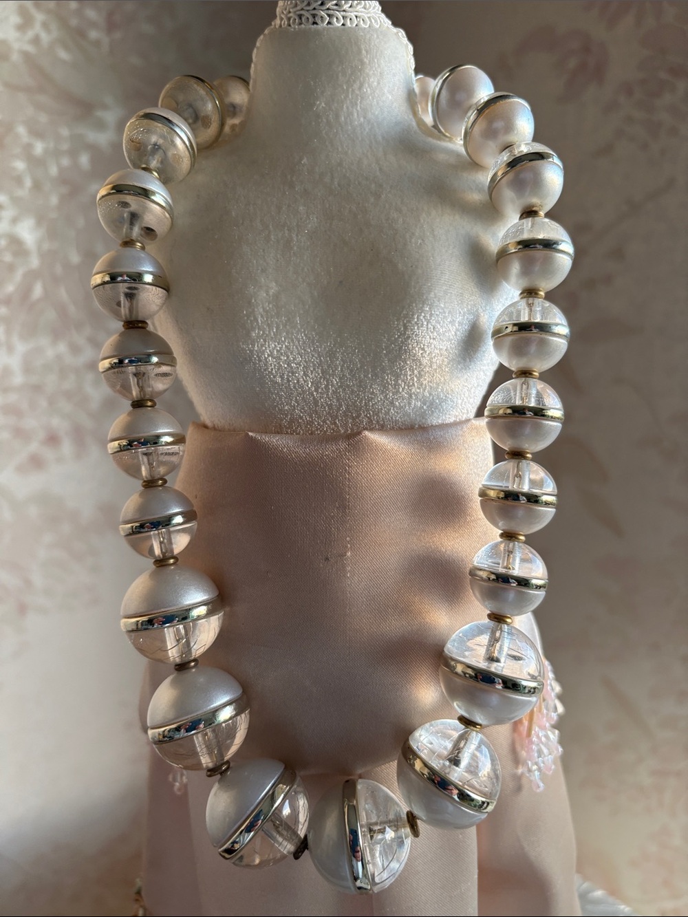 Elegant Pearl and Clear Bead Necklace in White